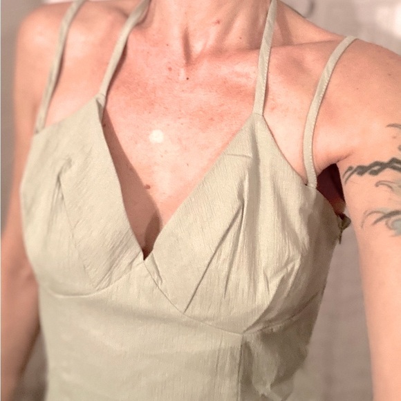 💫NWT SUPERDOWN Nova Halter Mini Dress - Picture 4 of 7